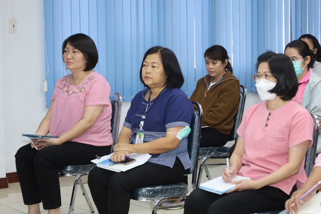 ภาพเกี่ยวกับเรา9